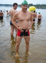 to jsou následky celosezónního plavání :)