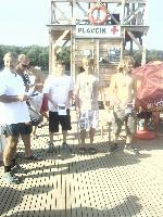 vyhlášení 5km mladší dorostenci - 2. Vláďa Kučera (v zastoupení je Pepa)