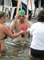 Peťa se občrstvuje