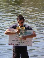 dostal tolik cen, že je nemohl ani pobrat :)