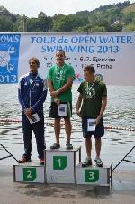 Vyhlášení 5km dorostenci: 1. Matěj Kozubek, 3. David Molinaro
