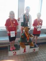 vyhlášení 200 PZ žačky 2004 - 1. Veronika Muselová