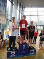 vyhlášení 100 M žákyně 2004: 3. Klára Grécová