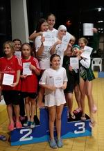 vyhlášení 4x50 K žákyně: 3. Grécová, Jarešová, Ticháčková, Muselová, 